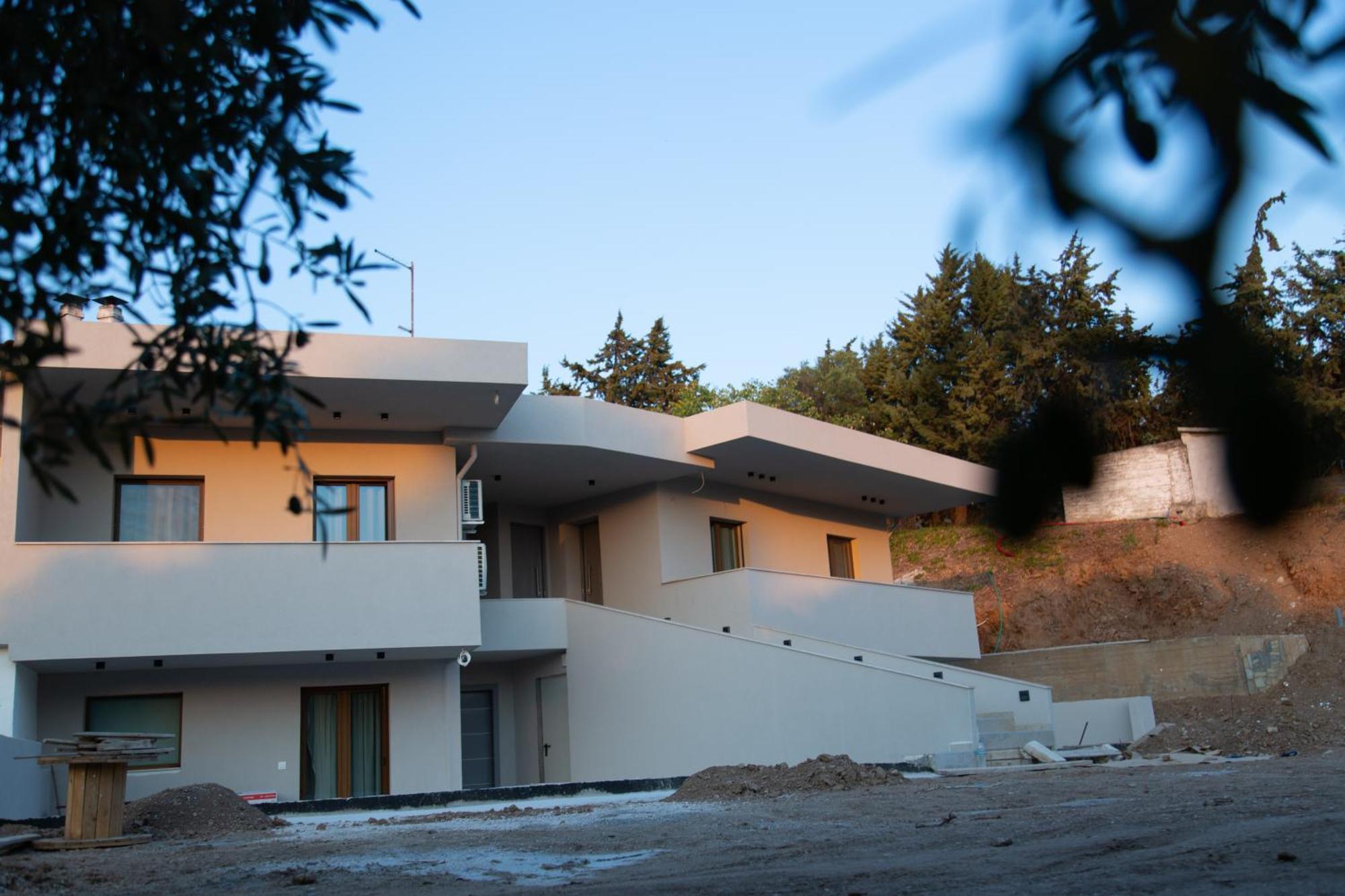 Νεακιτοσ Luxury Apartments นิกิติ ภายนอก รูปภาพ