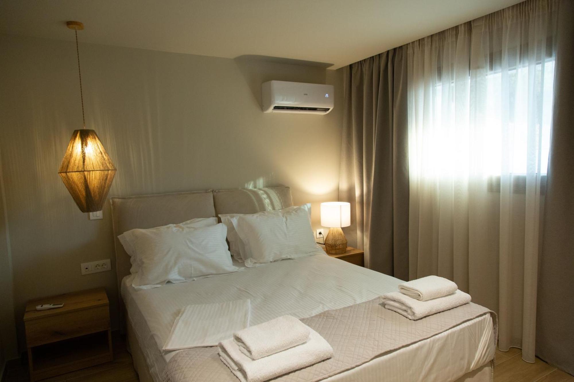 Νεακιτοσ Luxury Apartments นิกิติ ภายนอก รูปภาพ