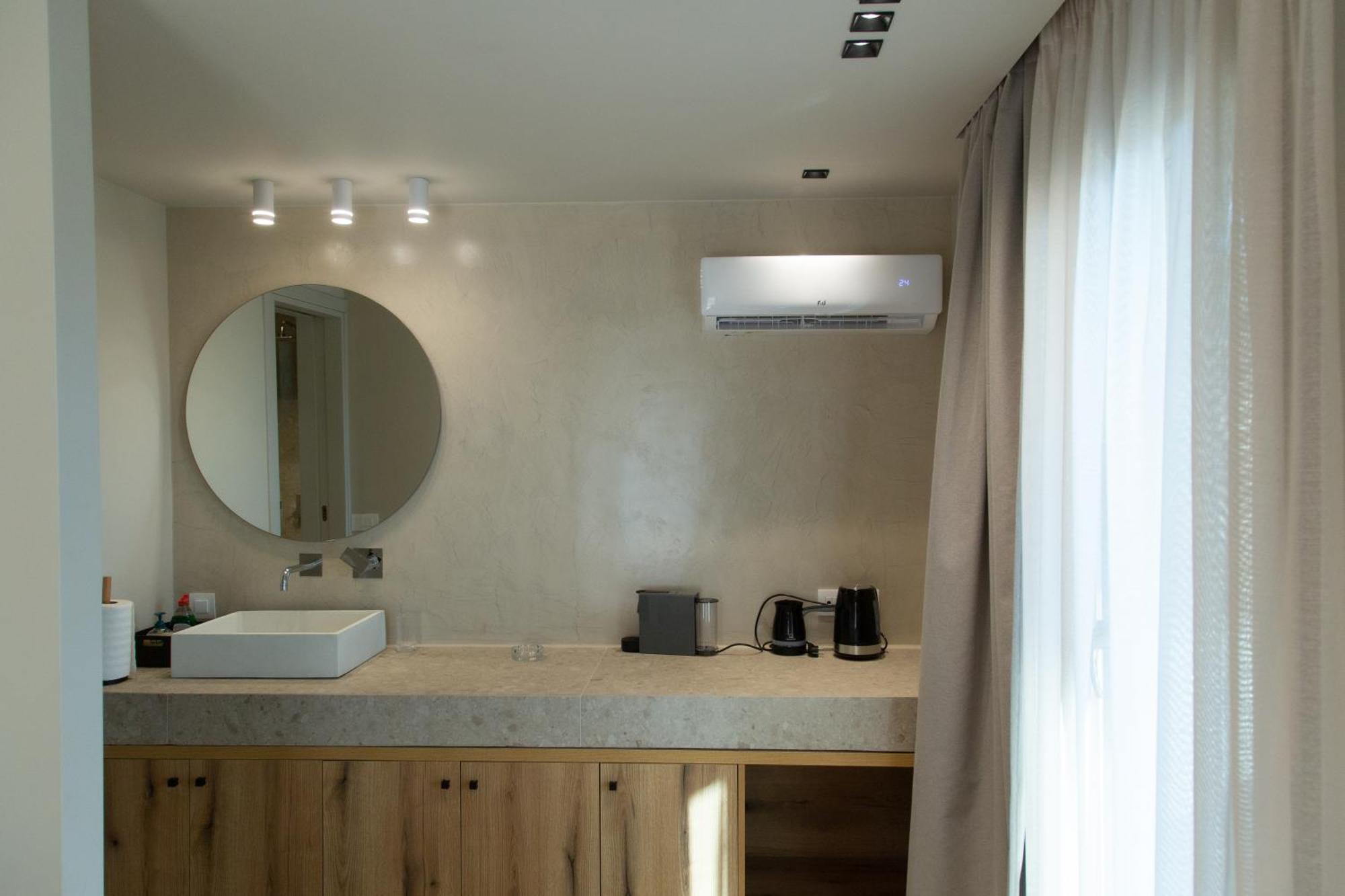 Νεακιτοσ Luxury Apartments นิกิติ ภายนอก รูปภาพ