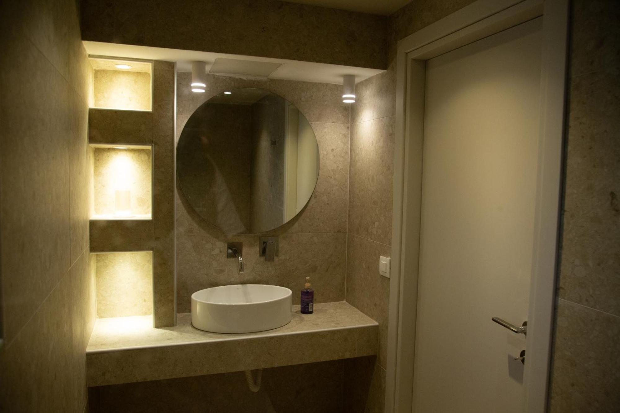 Νεακιτοσ Luxury Apartments นิกิติ ภายนอก รูปภาพ
