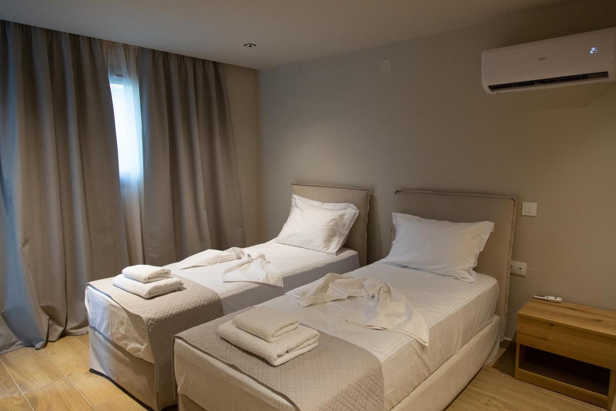 Νεακιτοσ Luxury Apartments นิกิติ ภายนอก รูปภาพ