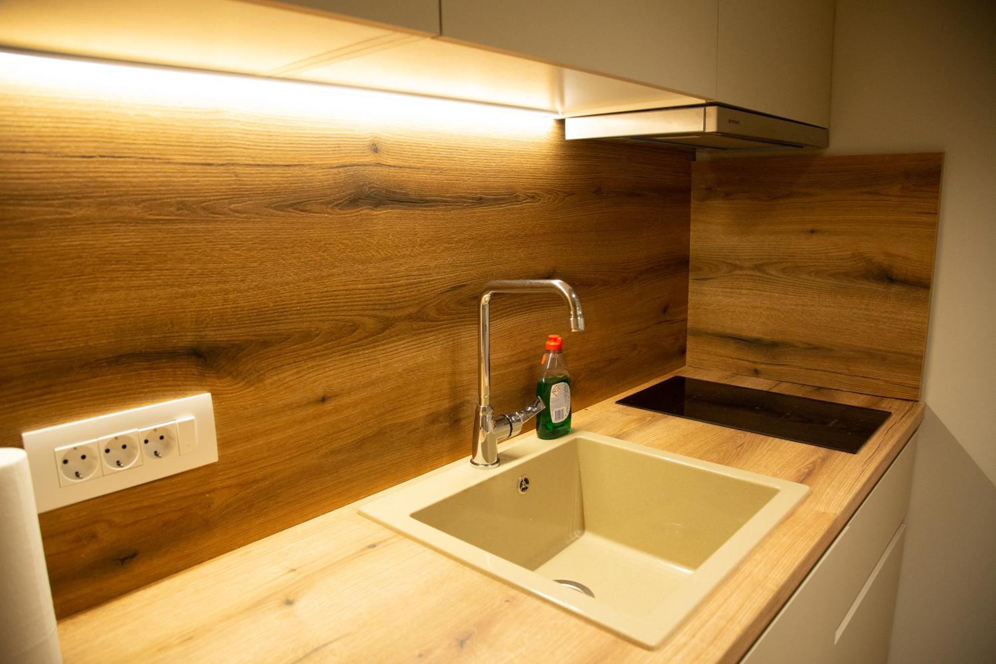Νεακιτοσ Luxury Apartments นิกิติ ภายนอก รูปภาพ