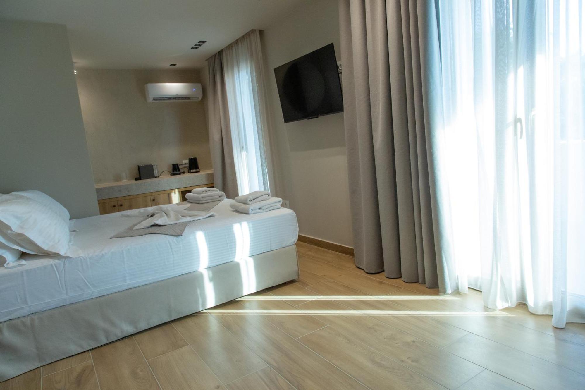 Νεακιτοσ Luxury Apartments นิกิติ ภายนอก รูปภาพ
