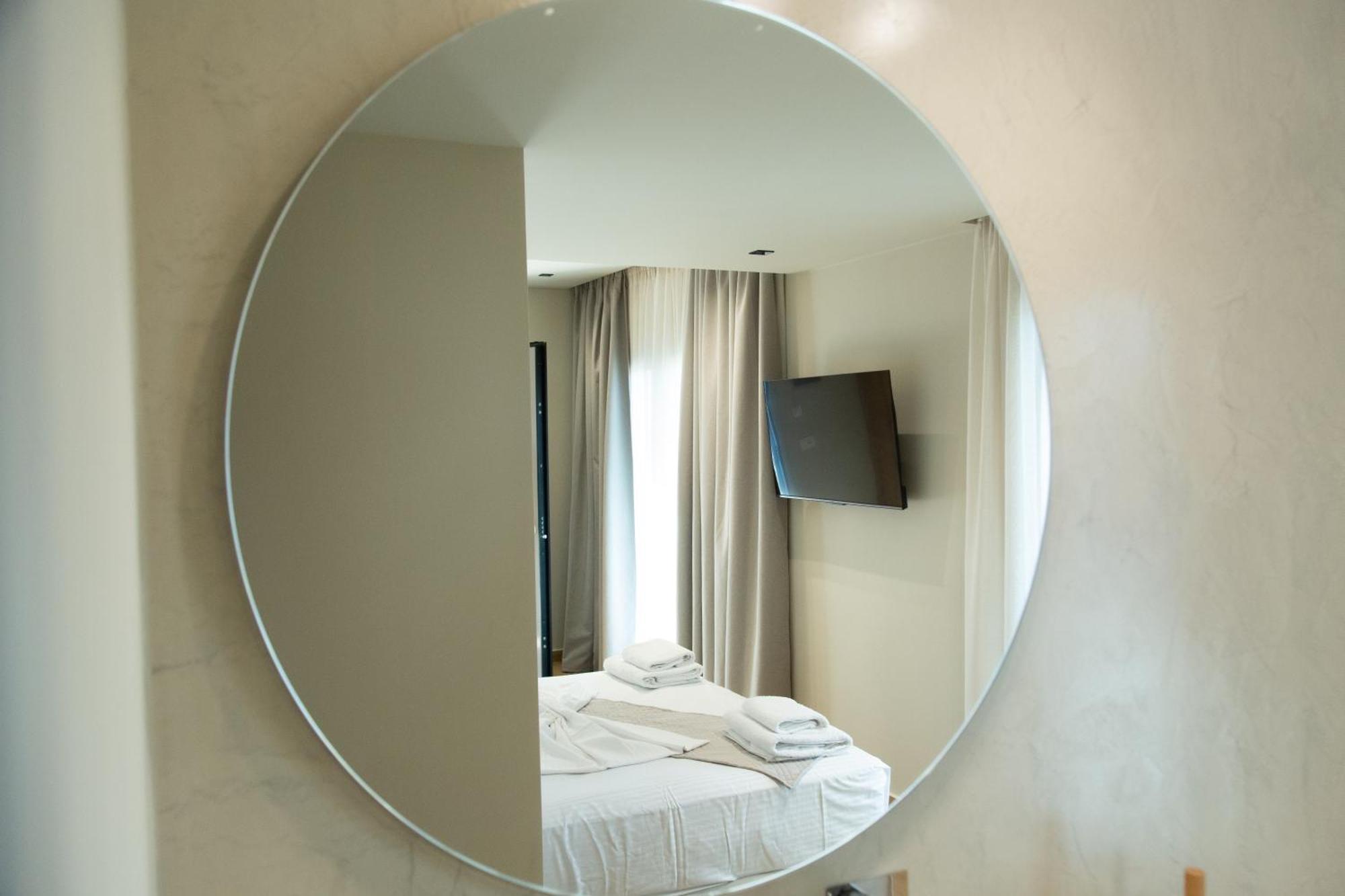 Νεακιτοσ Luxury Apartments นิกิติ ภายนอก รูปภาพ